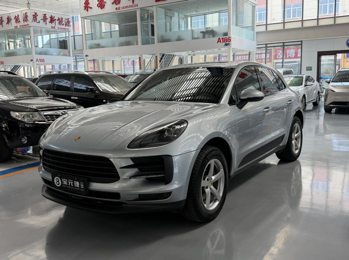 Porsche Macan