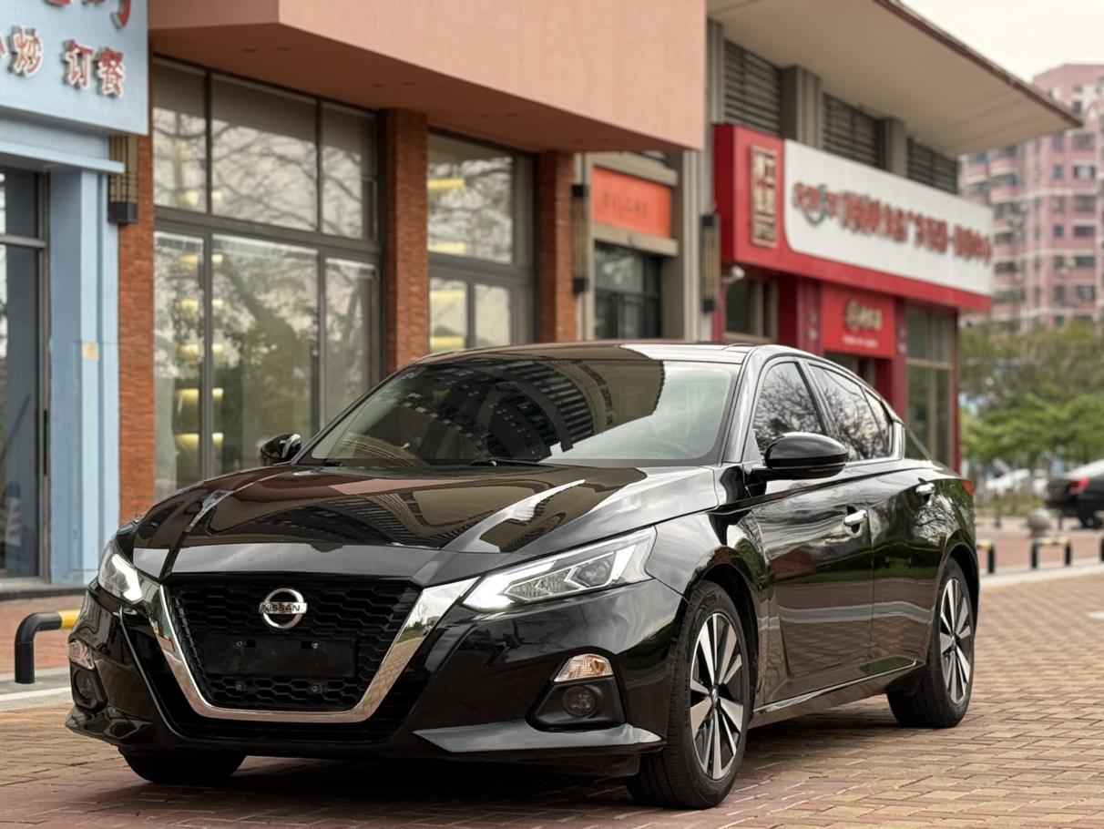 Nissan Altima