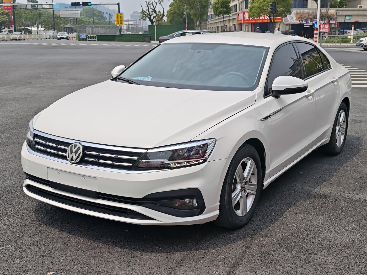 Volkswagen Lamando