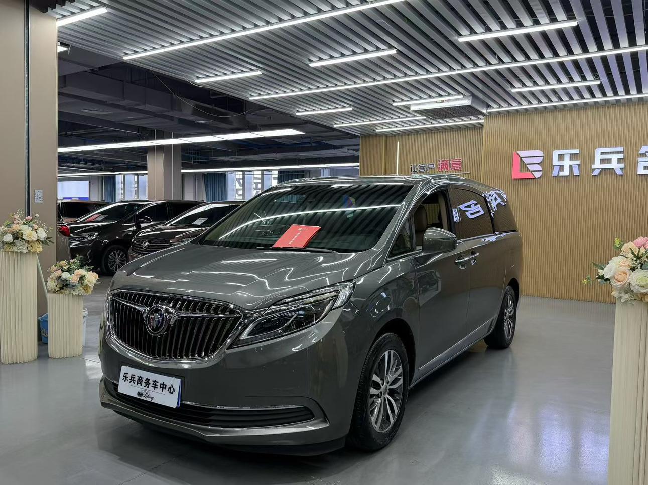 Buick GL8