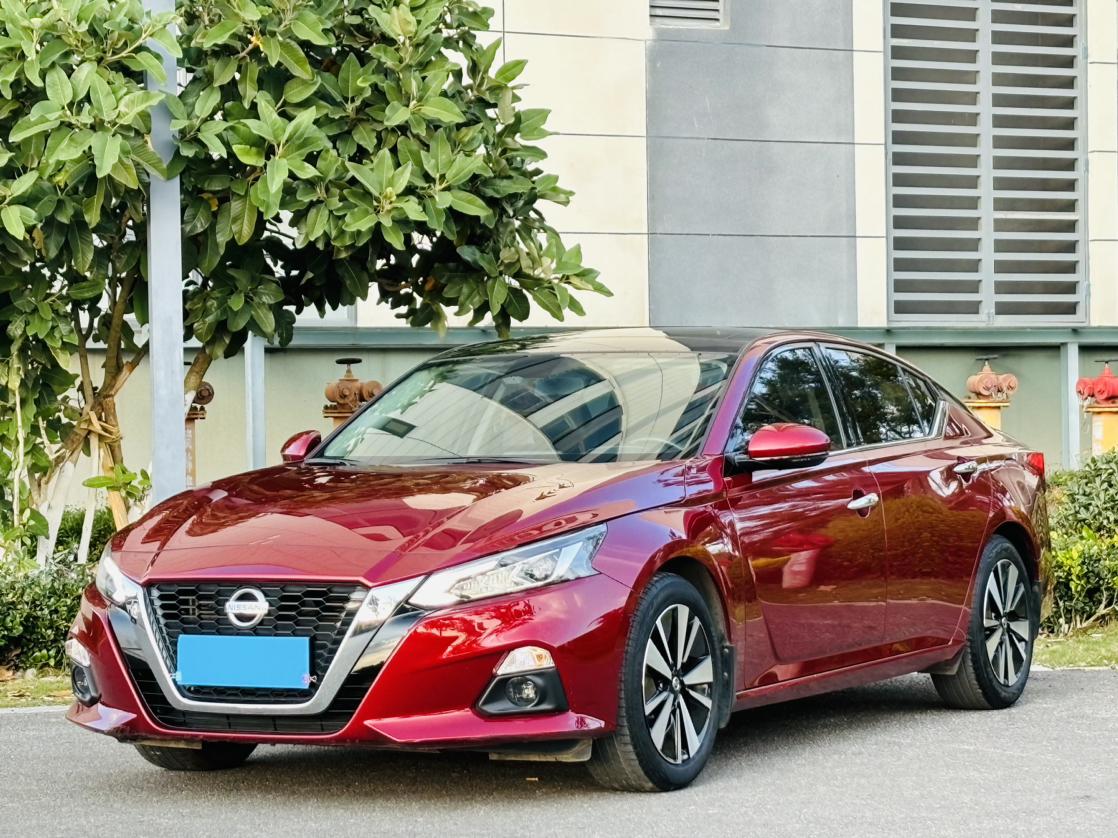 Nissan Altima