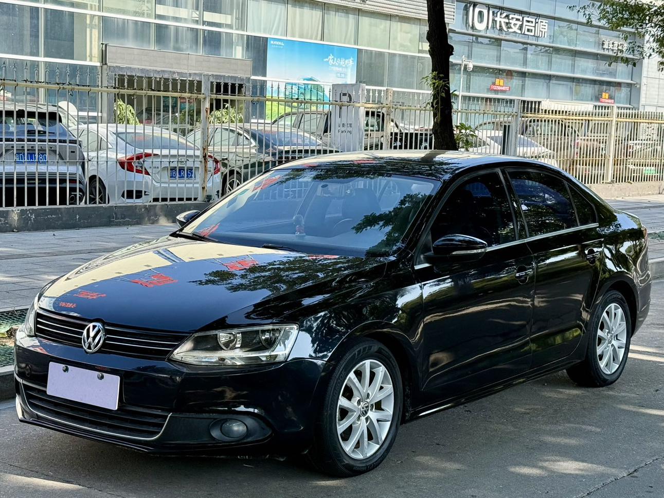 Volkswagen Sagitar