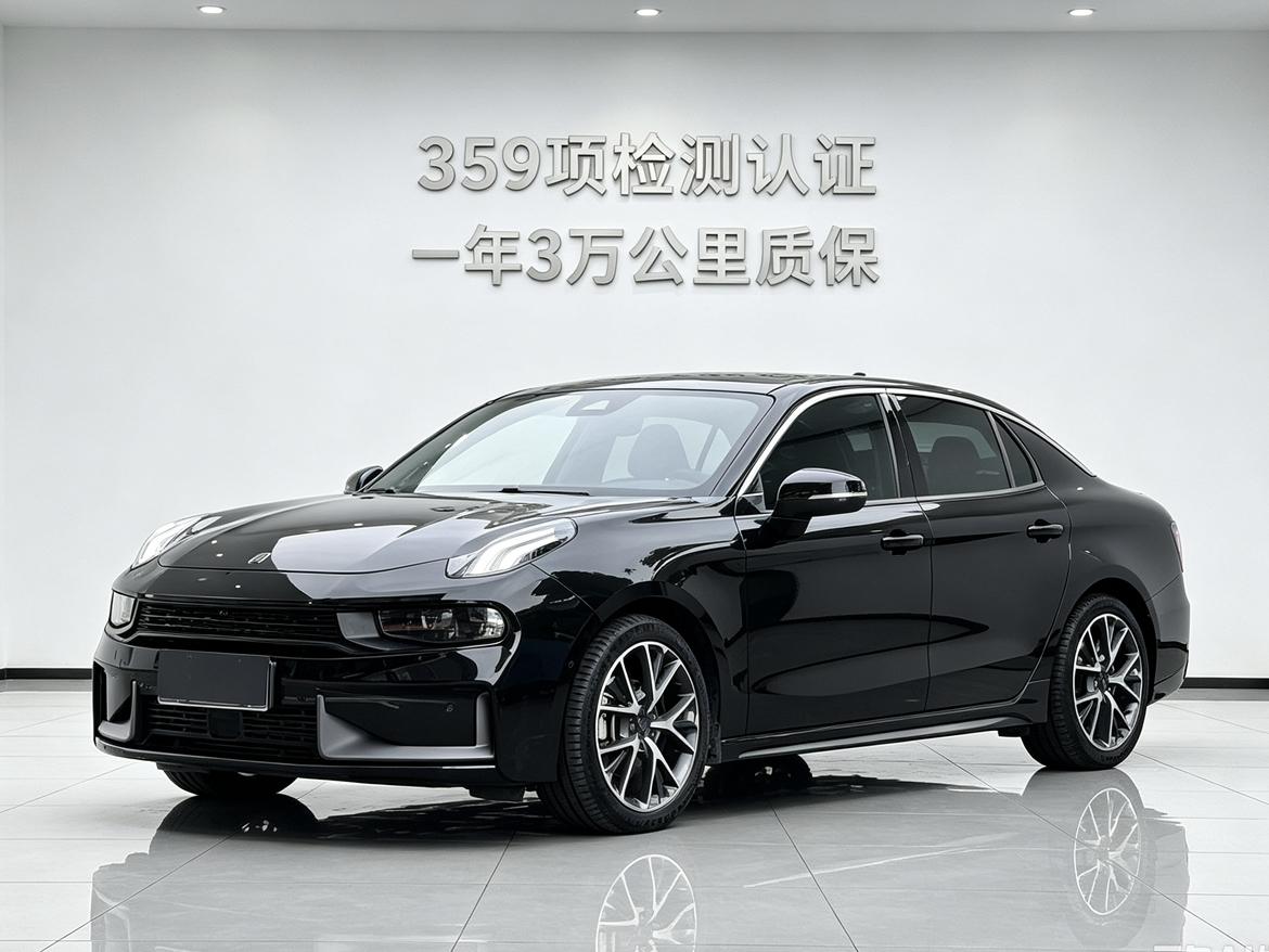 Lynk & Co 03