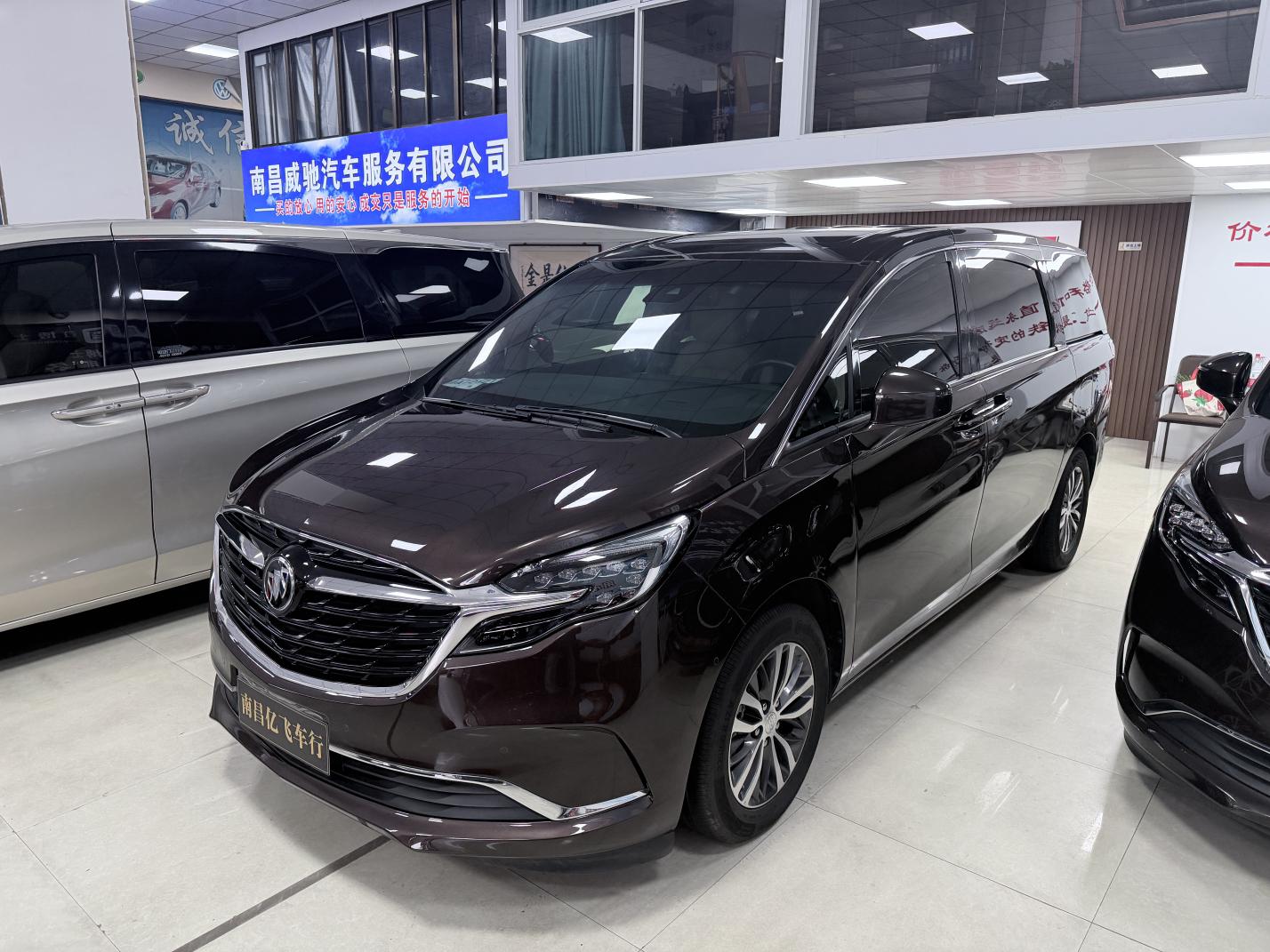 Buick GL8