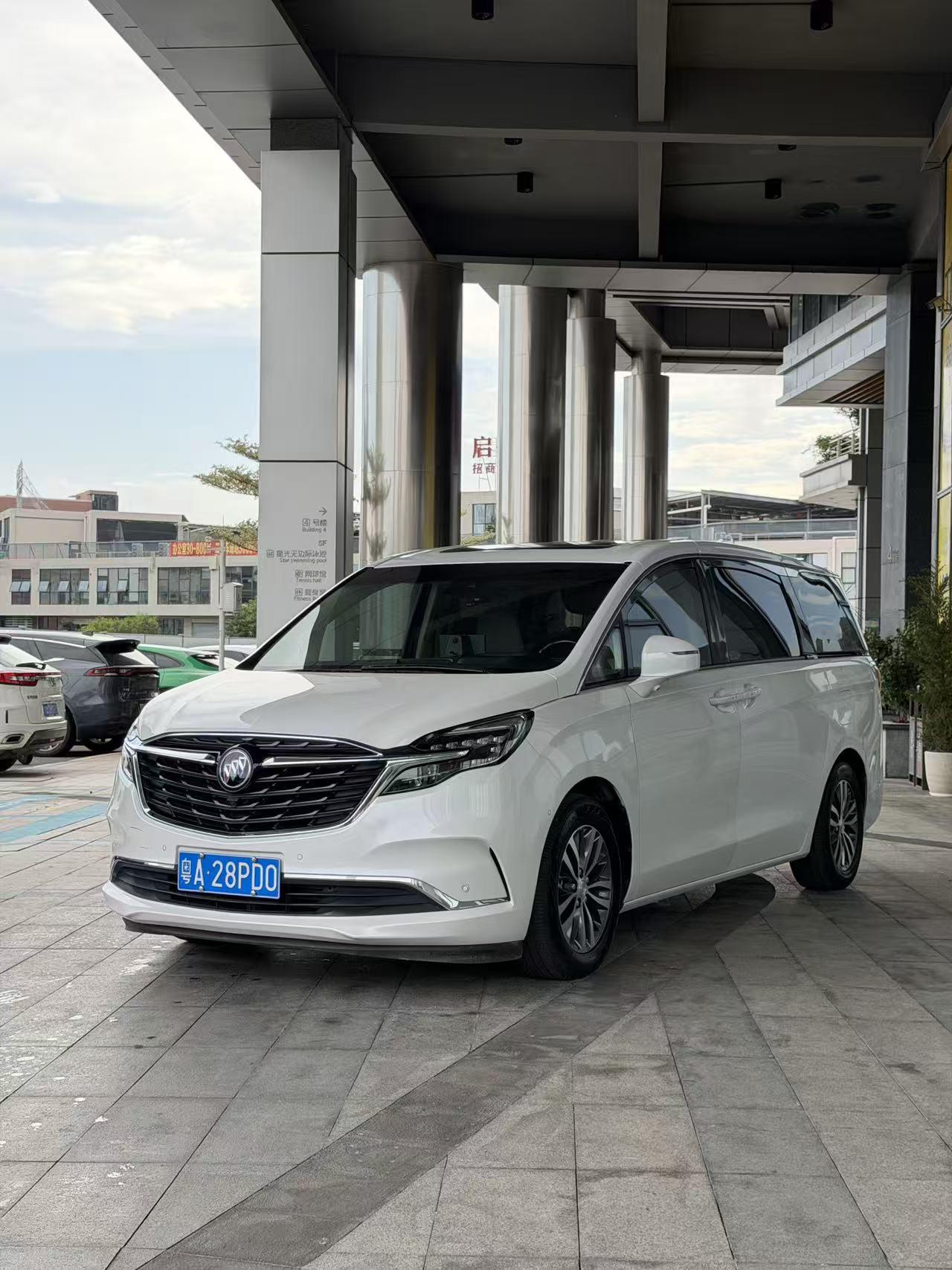 Buick GL8