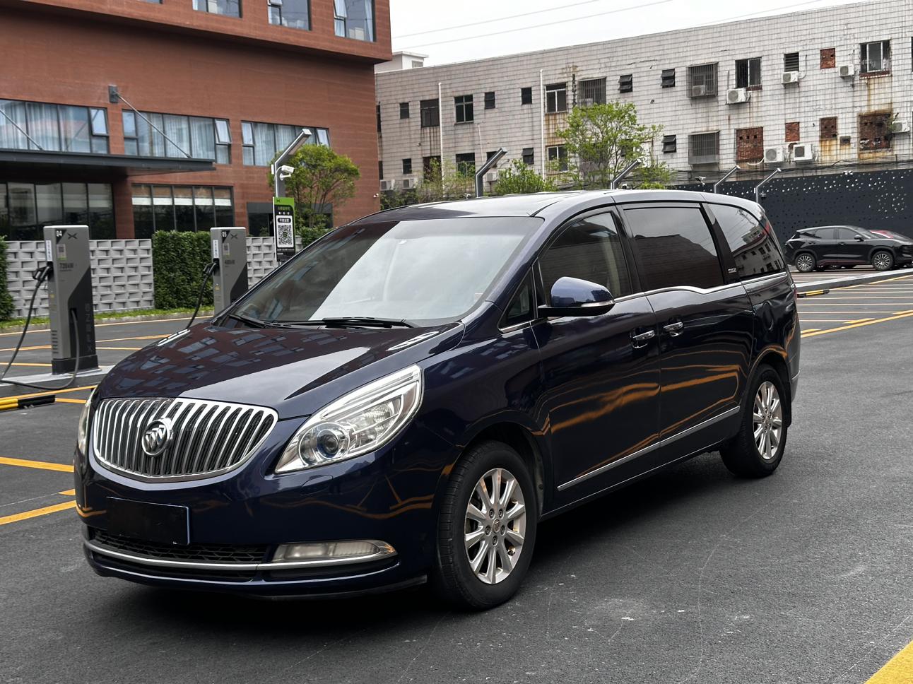 Buick GL8