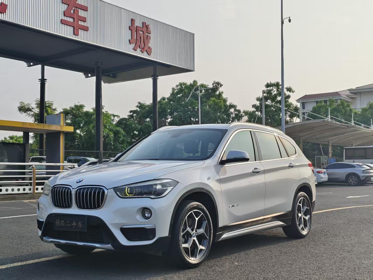 BMW X1