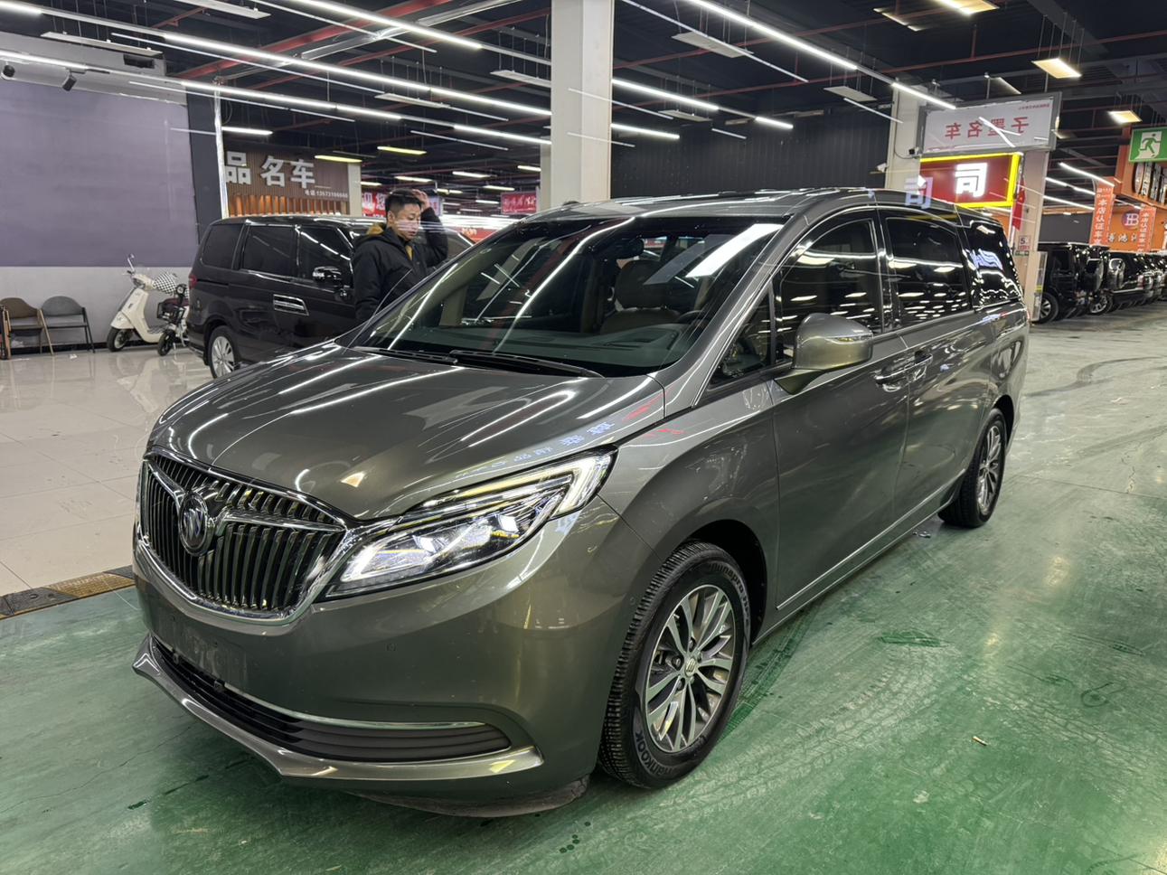 Buick GL8