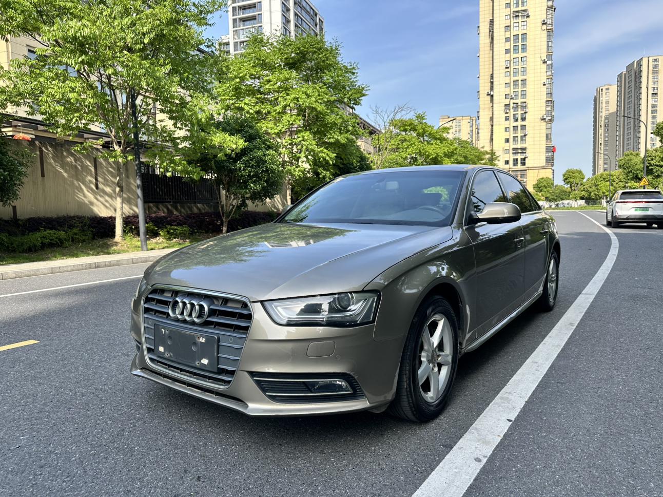 Audi A4L
