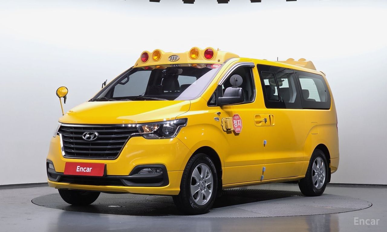 Hyundai Starex