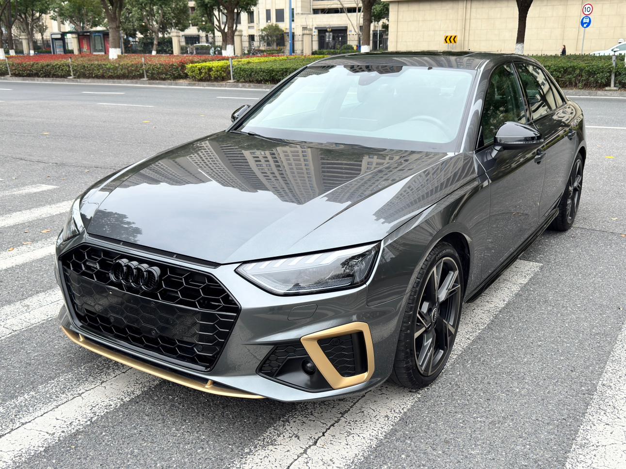 Audi A4L