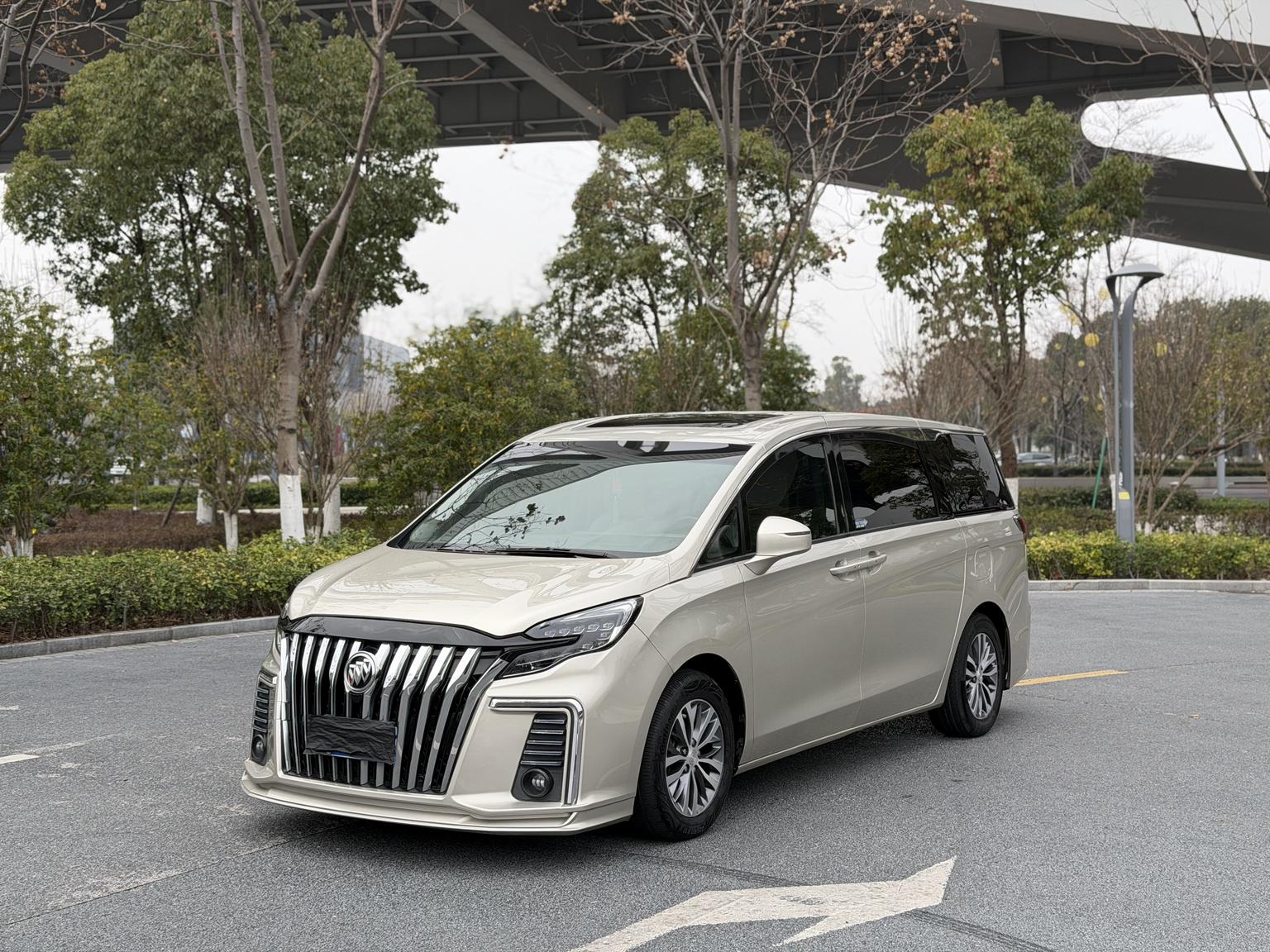 Buick GL8