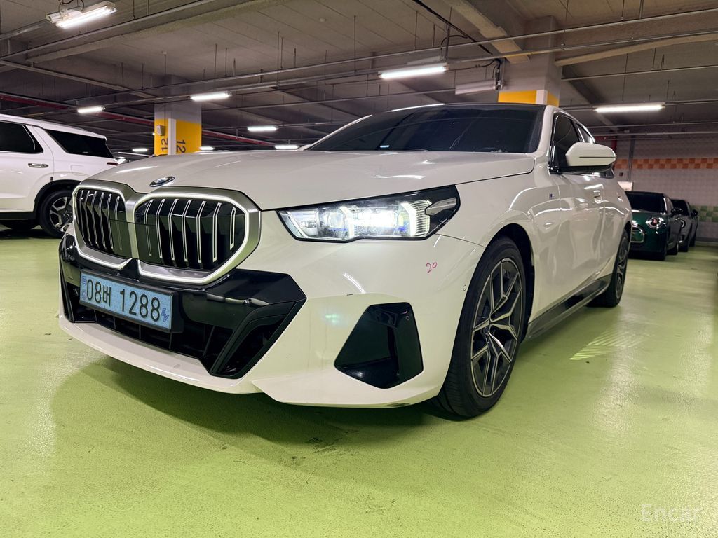 BMW i5