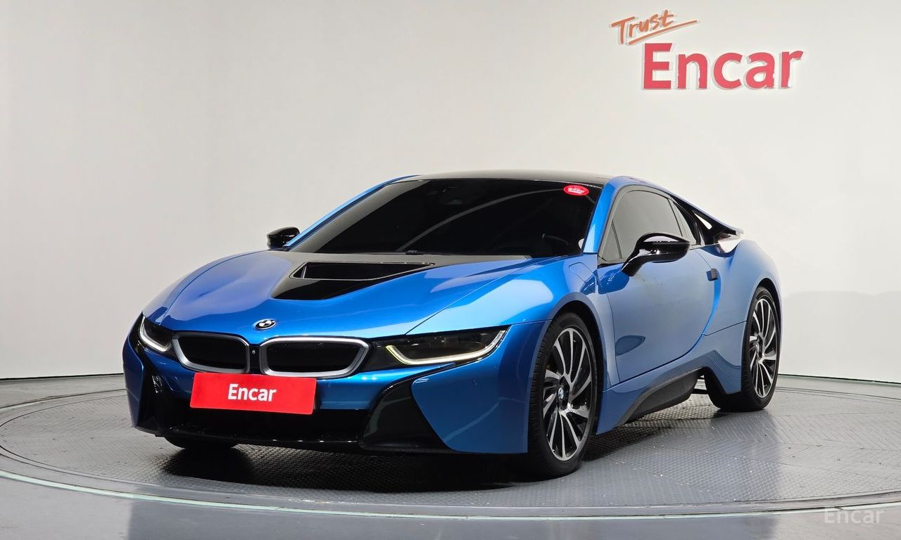 BMW i8