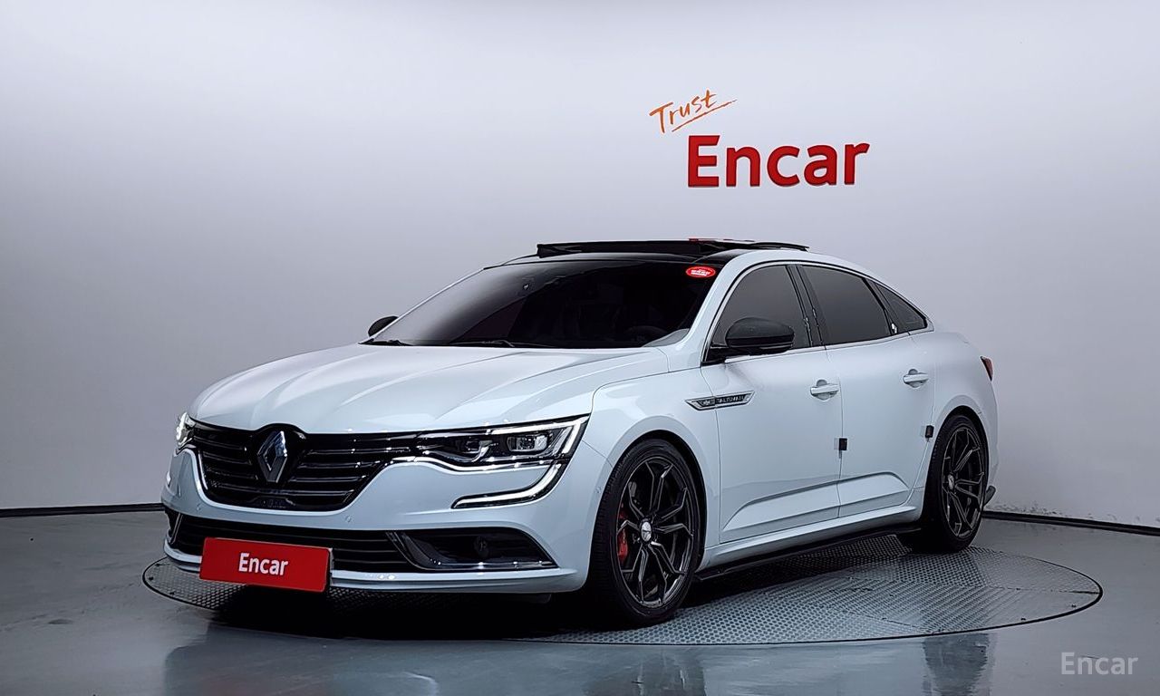Renault SM6