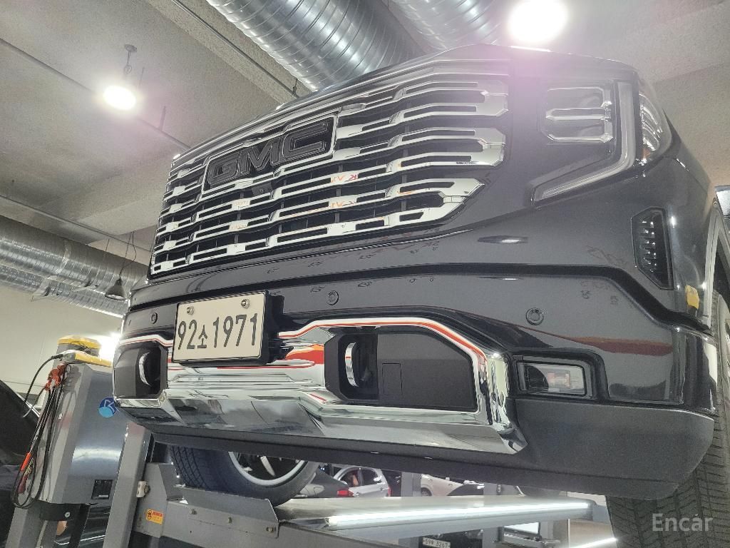 GMC Sierra