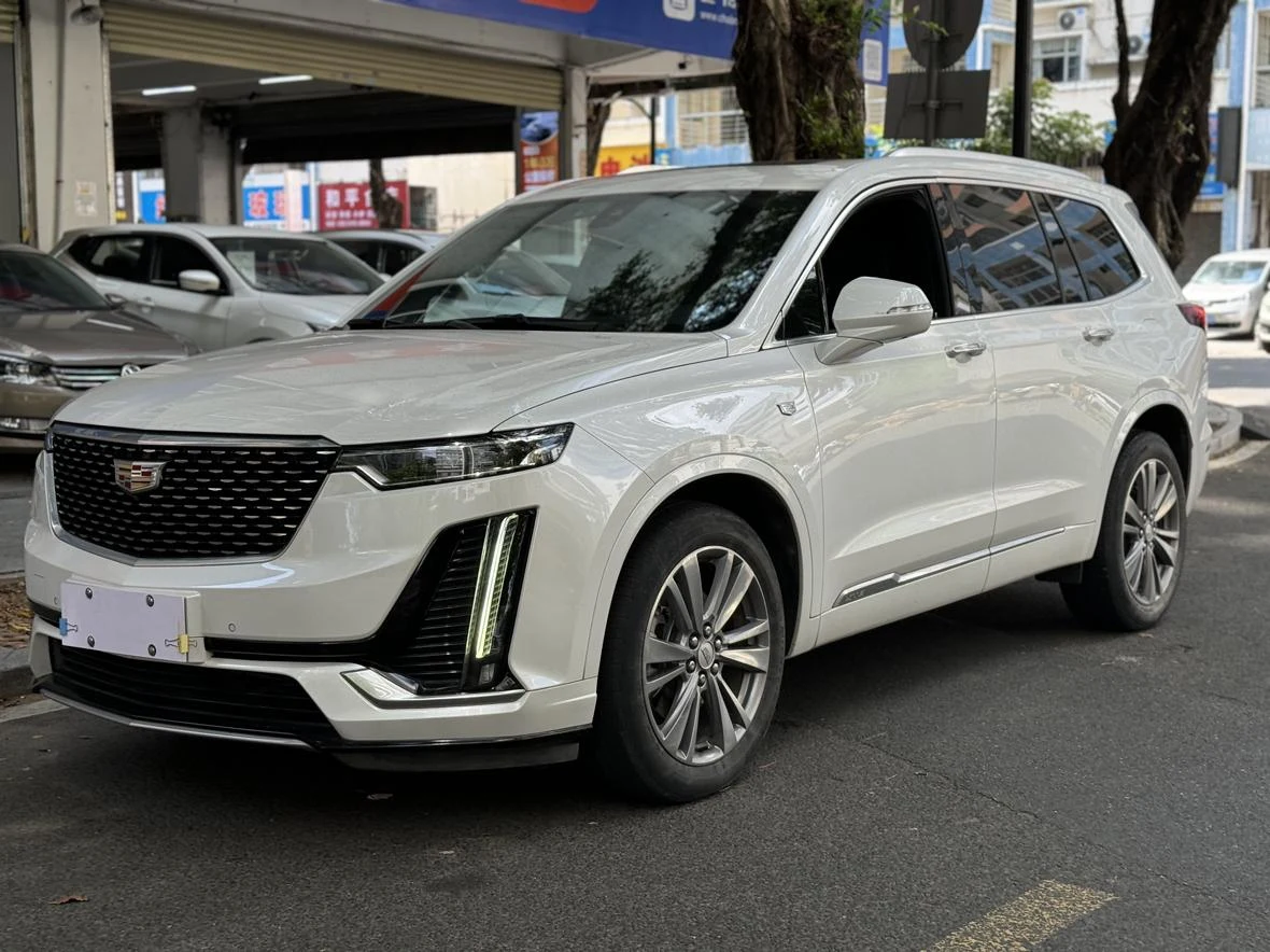 Cadillac XT6