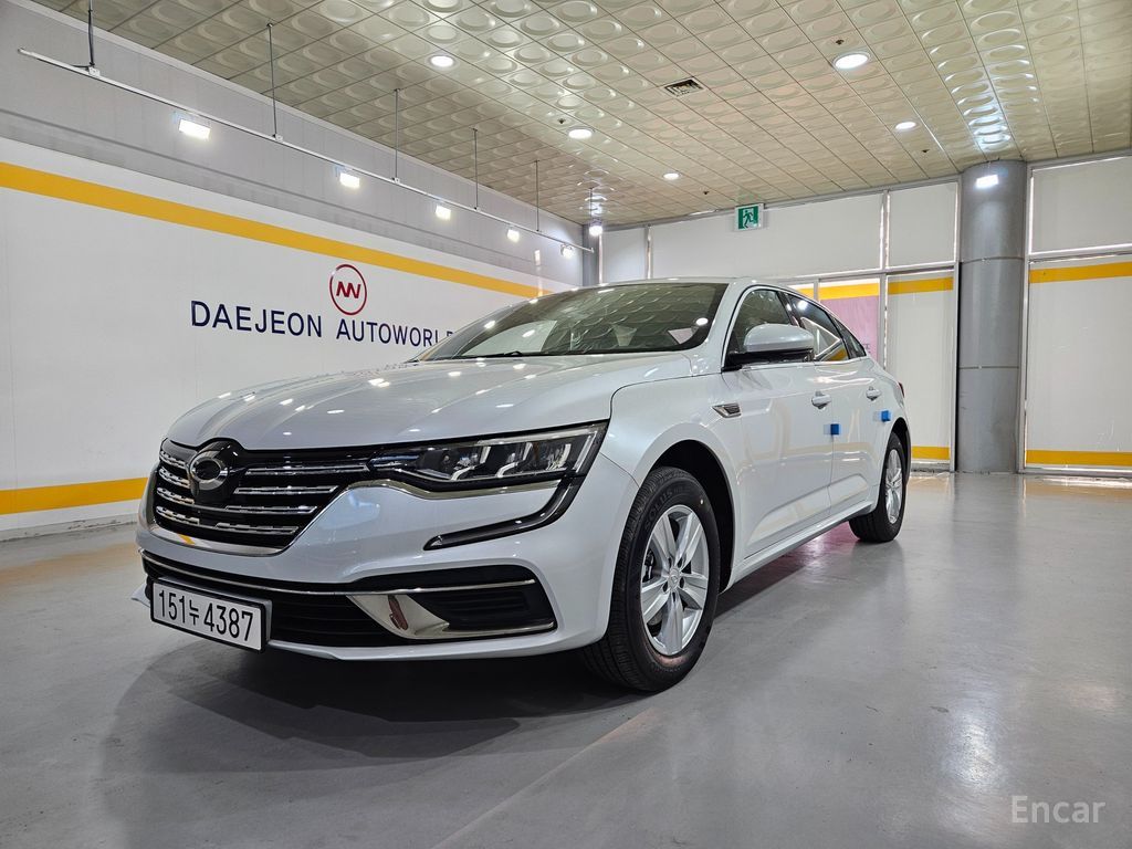 Renault SM6