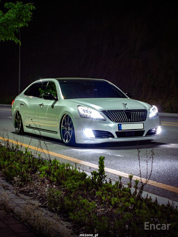 Hyundai Equus
