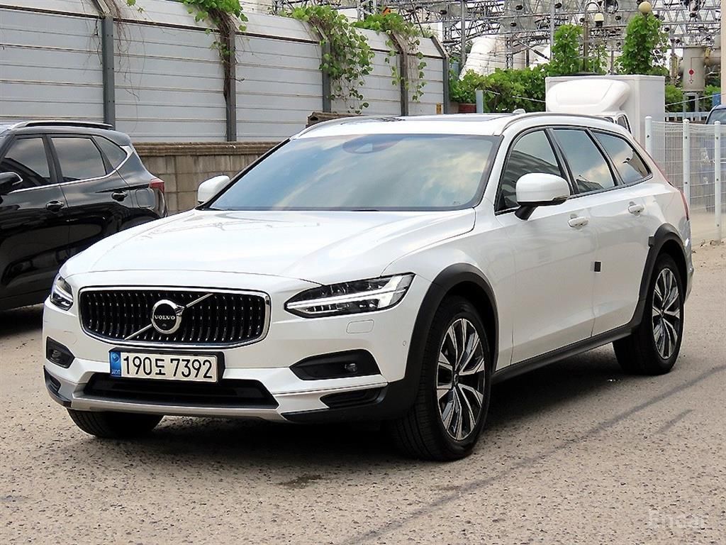 Volvo V90