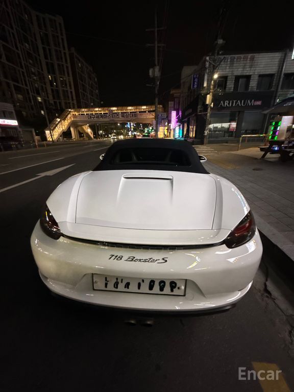 Porsche 718