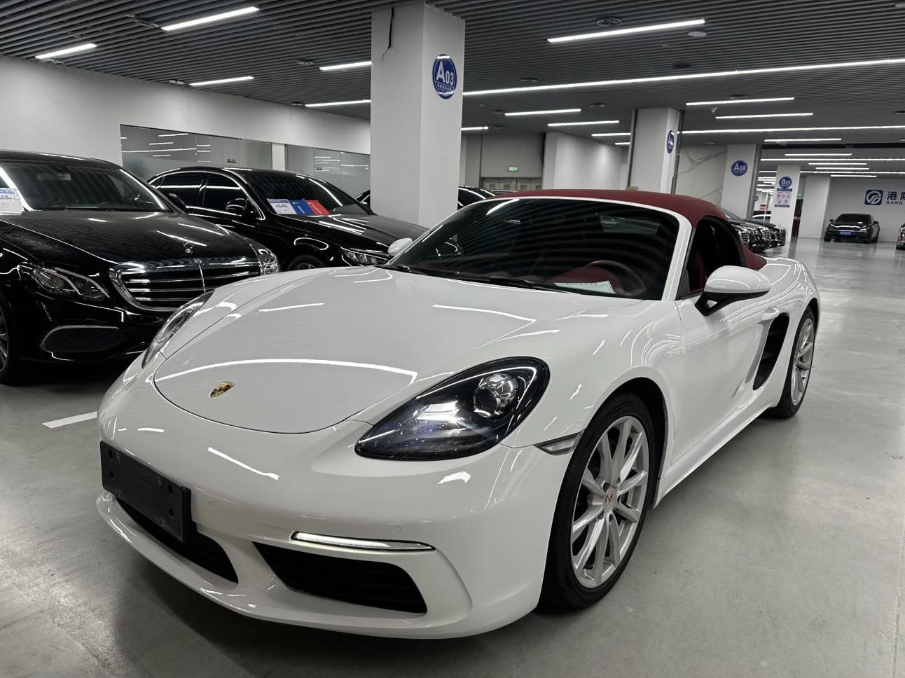Porsche 718