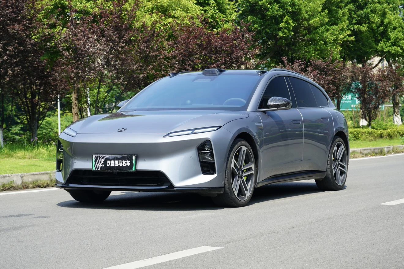 NIO ET5T
