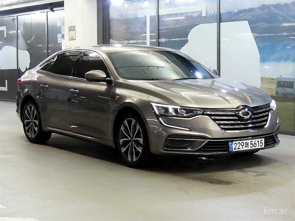 Renault SM6