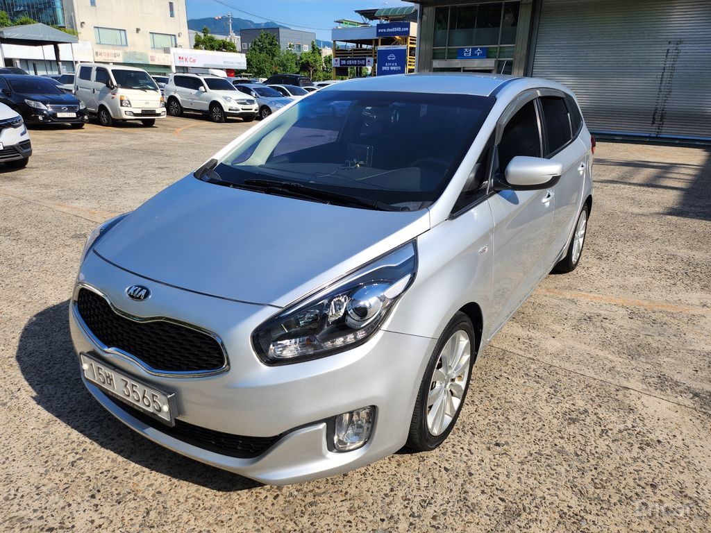 Kia Carens