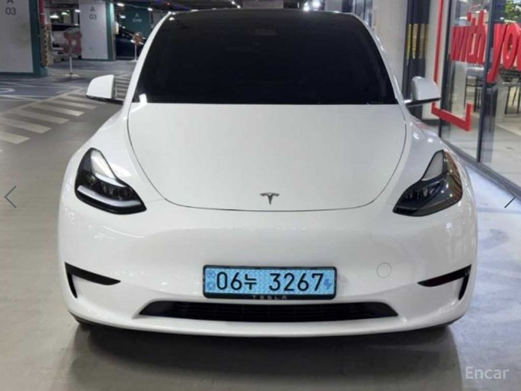 Tesla Model Y
