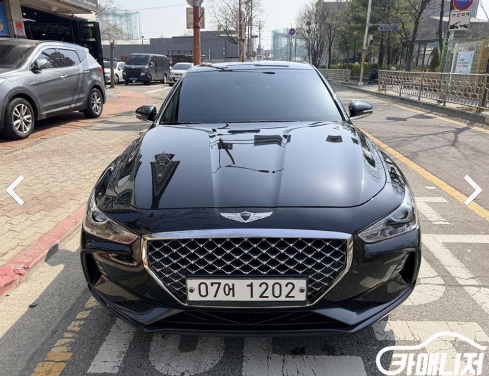 Genesis G70