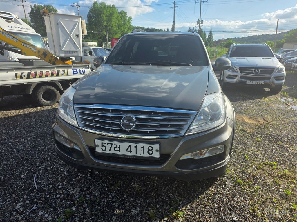 KG Mobility Rexton
