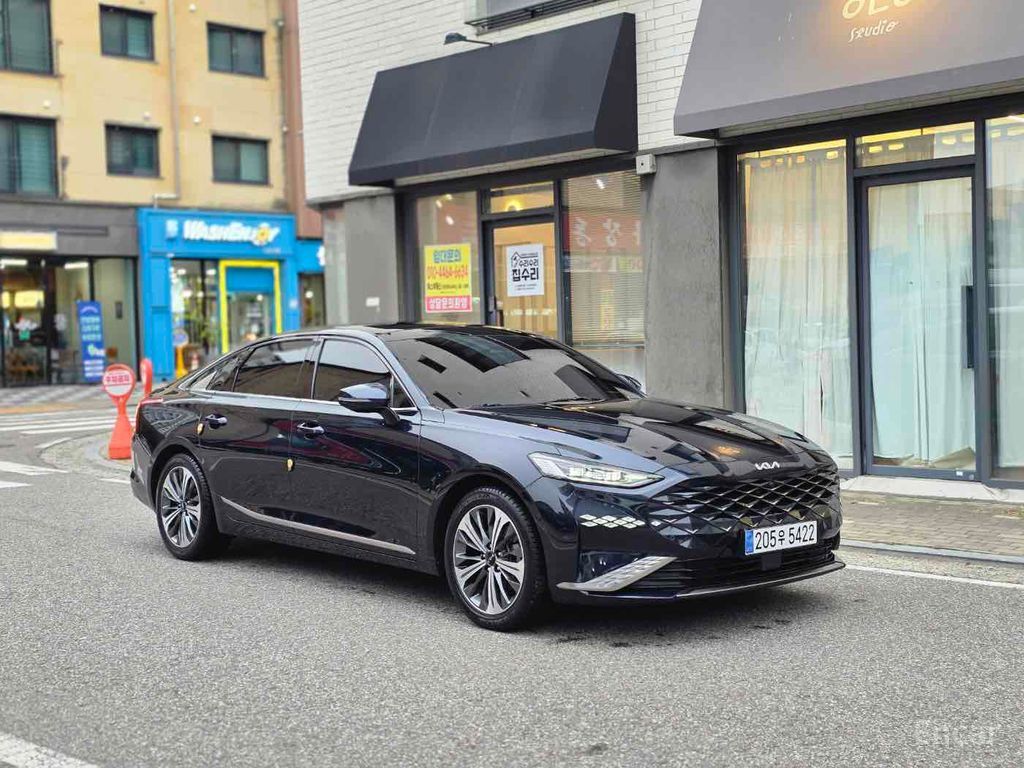Kia K8