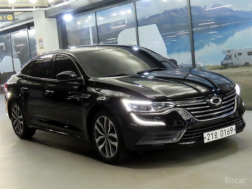 Renault SM6