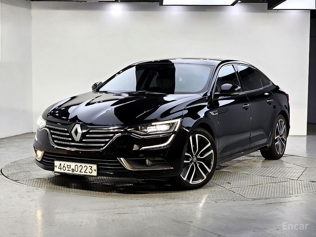 Renault SM6
