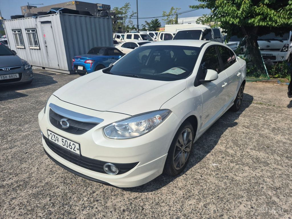 Renault SM3