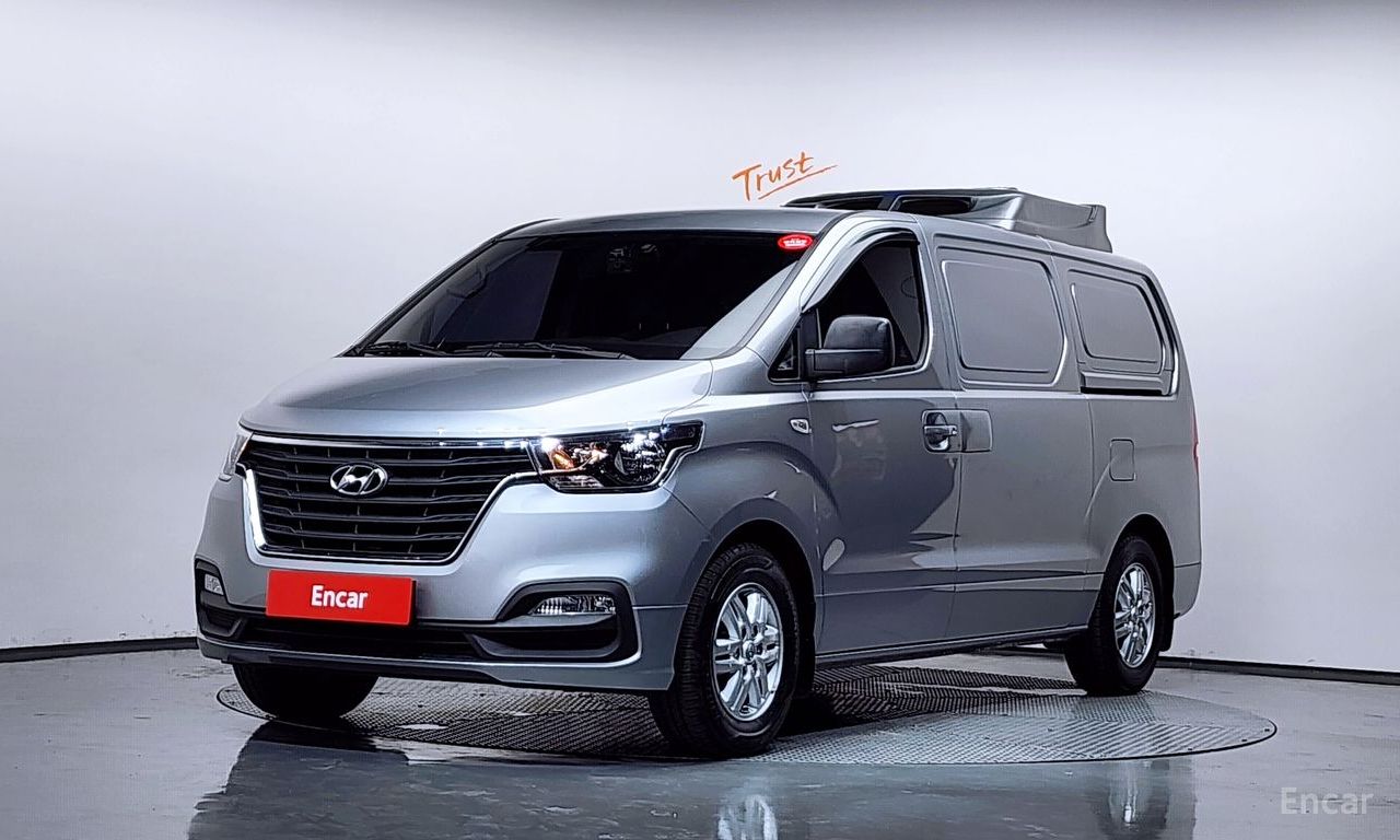 Hyundai Starex
