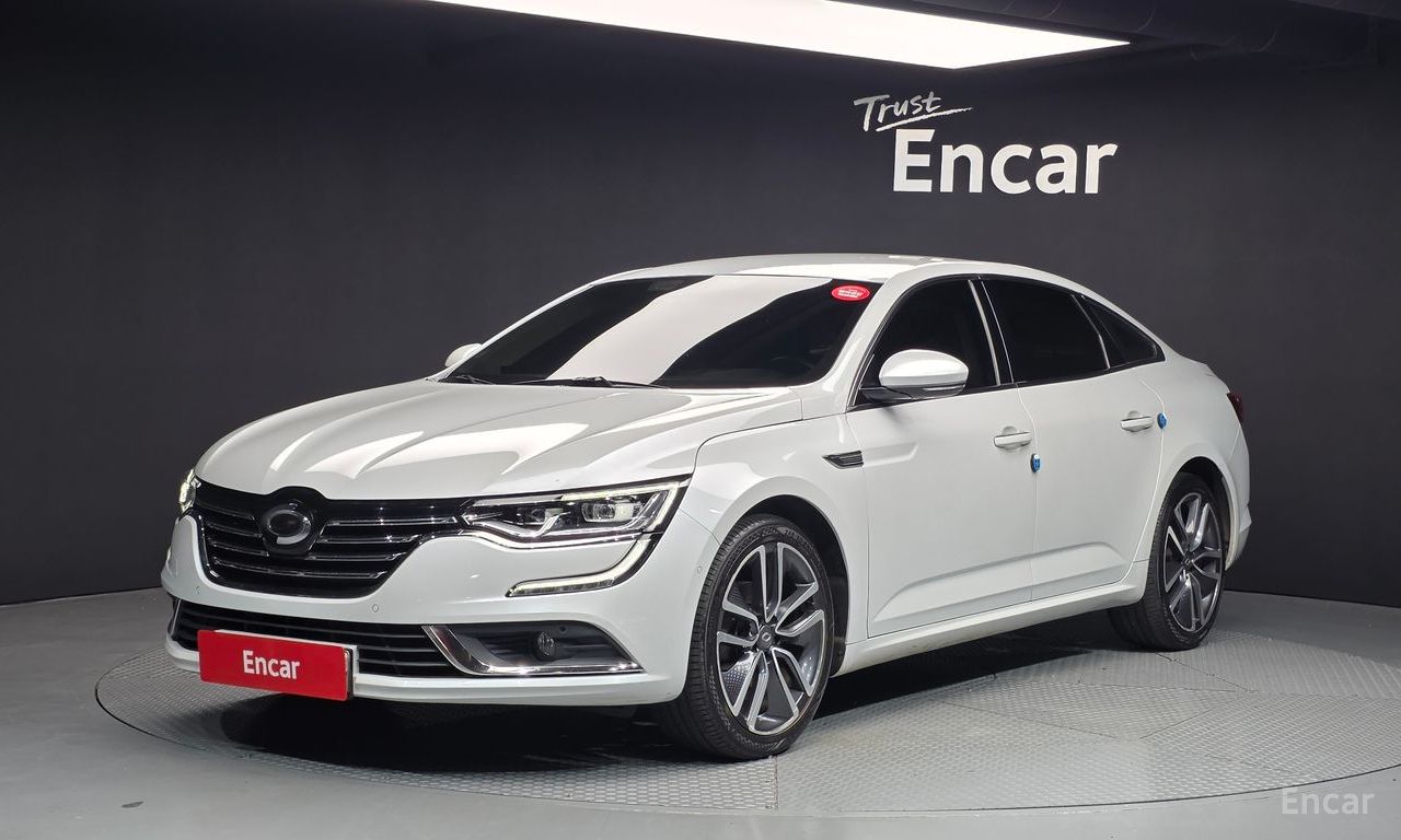 Renault SM6