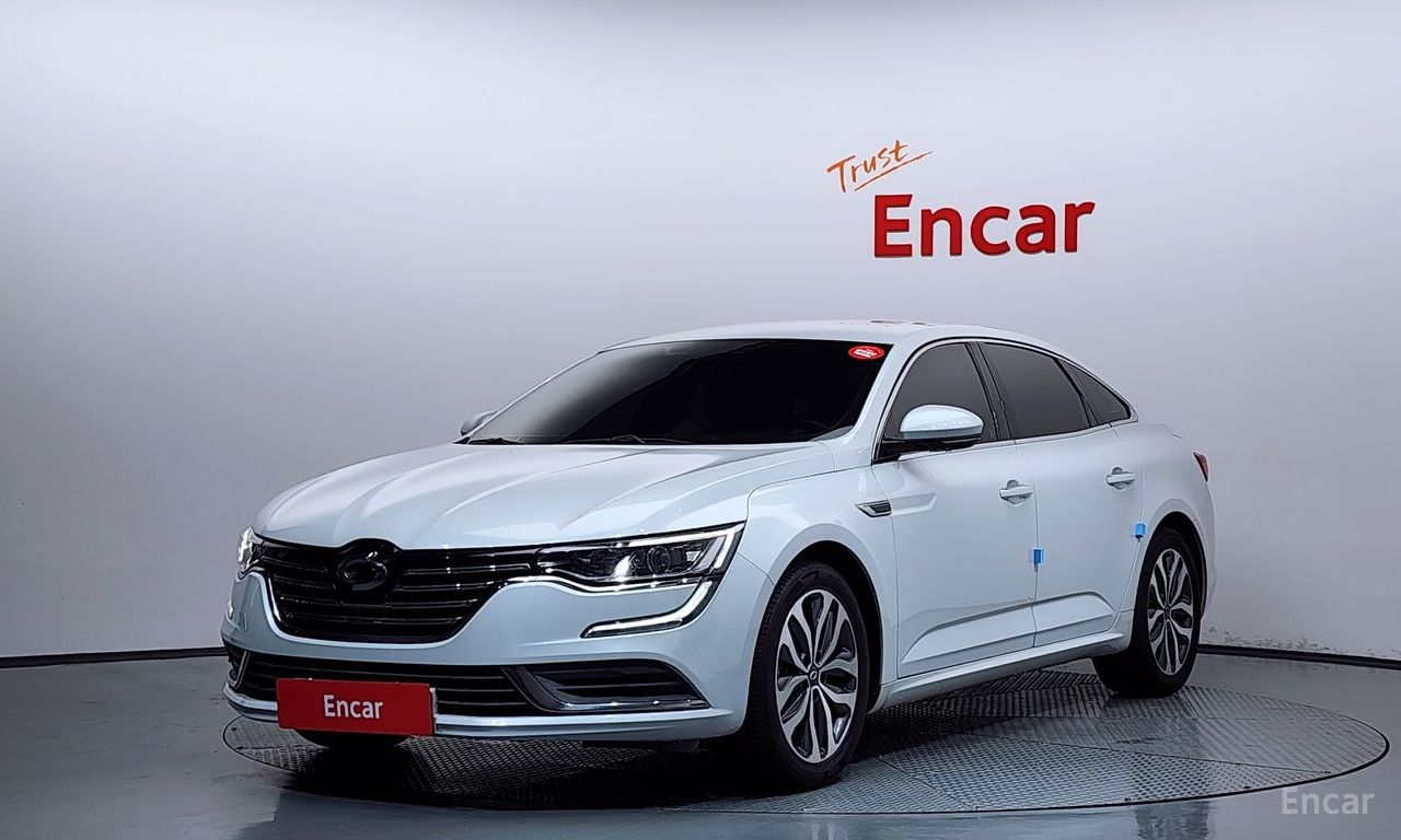 Renault SM6
