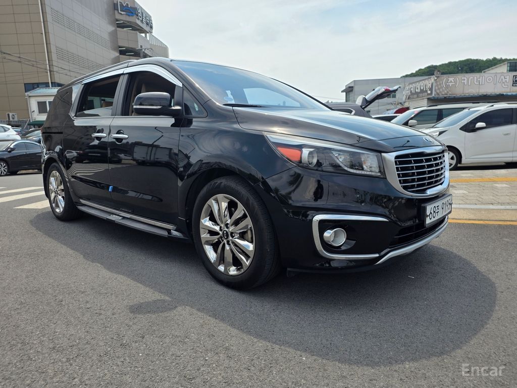 Kia Carnival