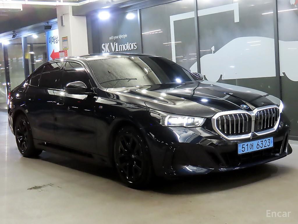 BMW i5