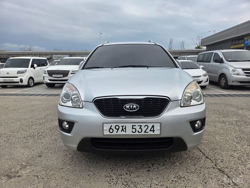 Kia Carens