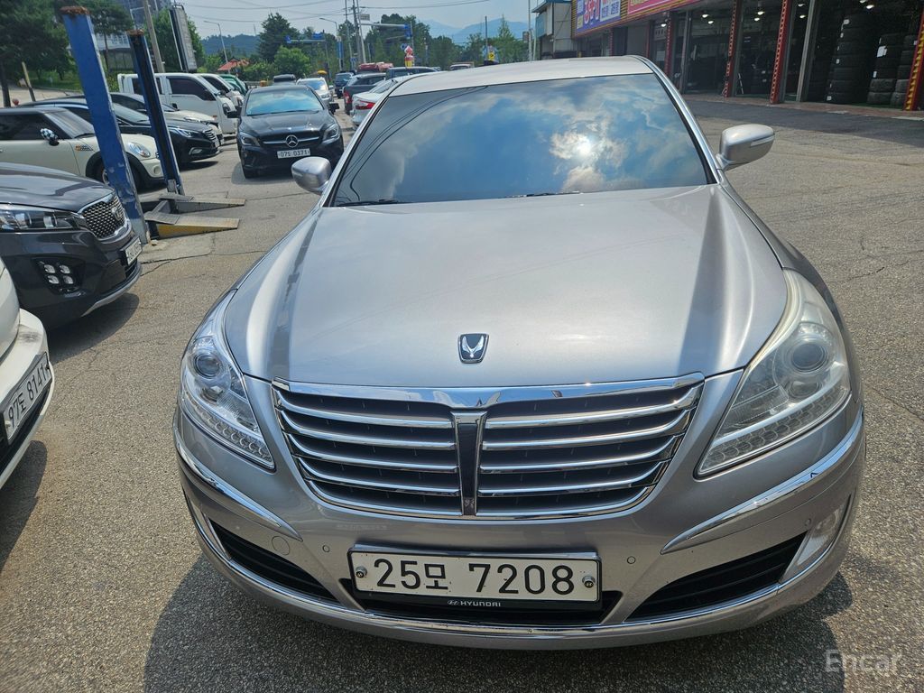 Hyundai Equus