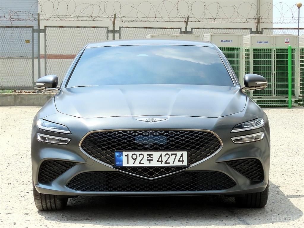 Genesis G70