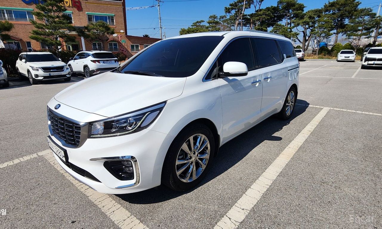 Kia Carnival