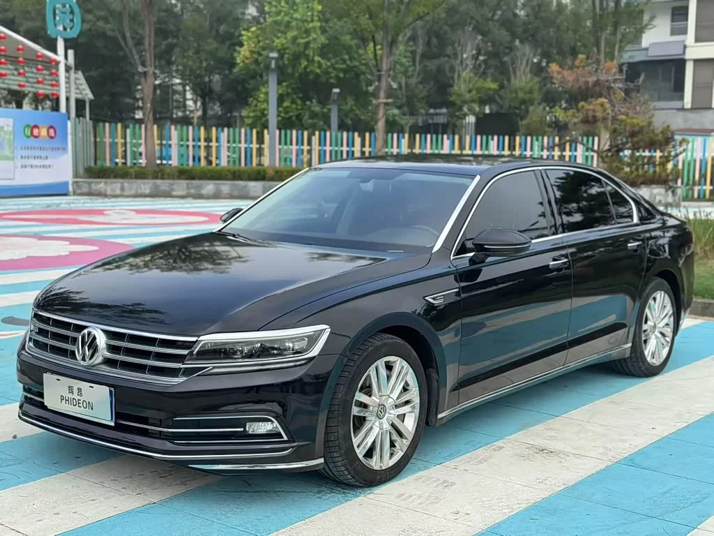 Volkswagen Phideon