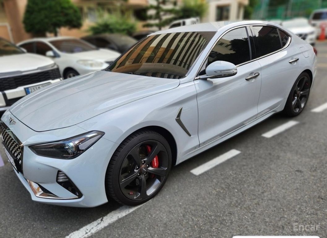 Genesis G70