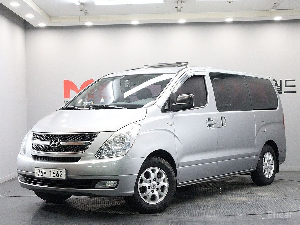 Hyundai Starex
