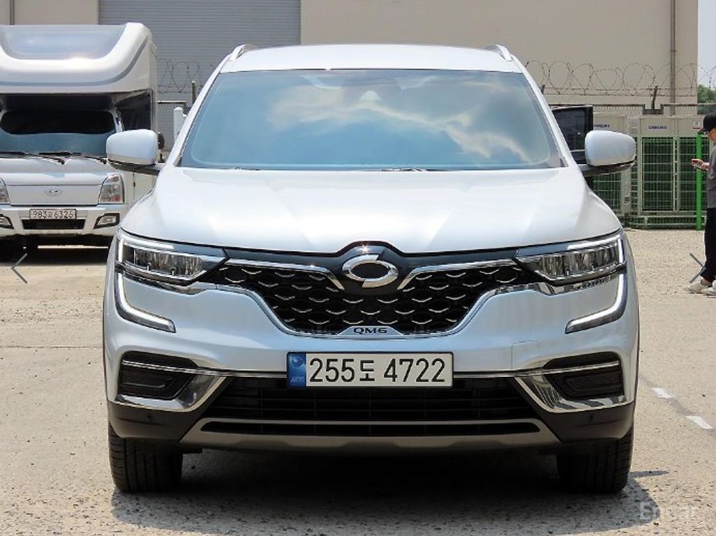 Renault QM6