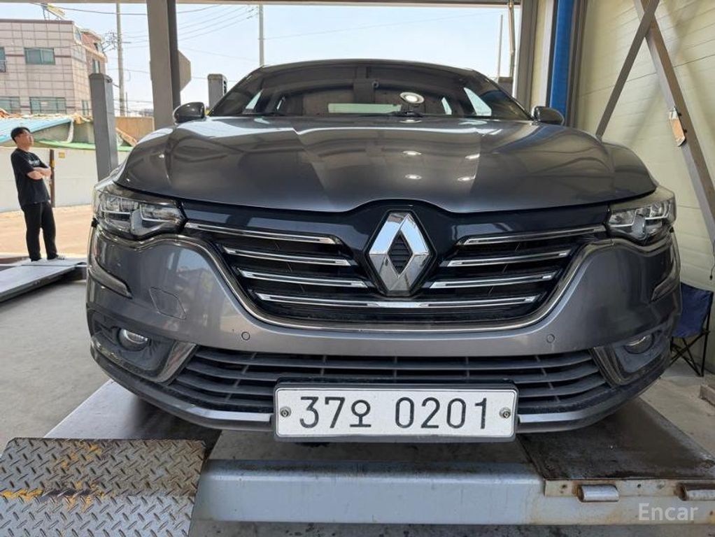 Renault SM6